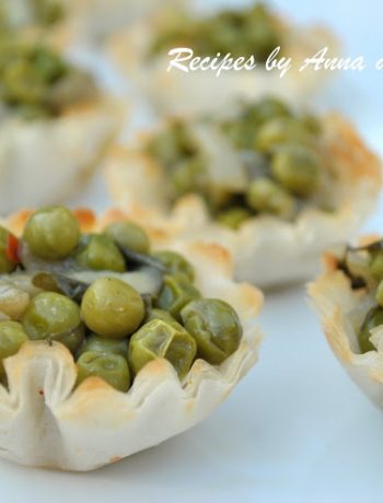 Mini Fillo Pastry Stuffed with Peas, Onions and Capers by 2sistersrecipes.com