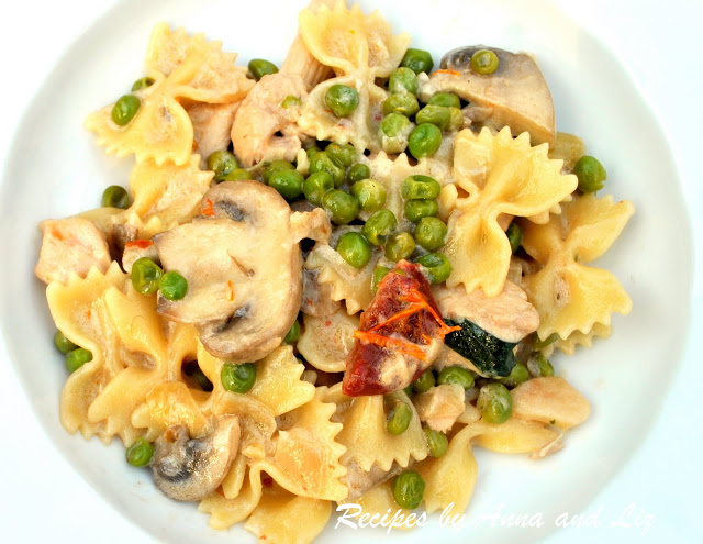 Pasta with Chicken Peas & Mushrooms by 2sistersrecipes.com