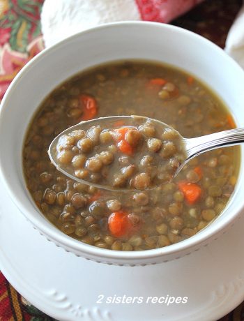 Low-Fat Lentil Soup with Veggies by 2sistersrecipes.com