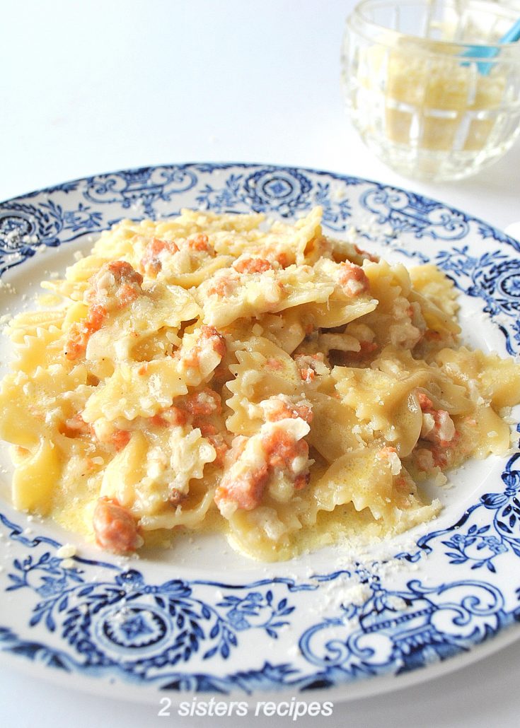 Pasta with Smoked Salmon in Creamy Sauce by 2sistersrecipes.com