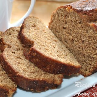 Low-Fat Whole Wheat Pumpkin Spice Bread