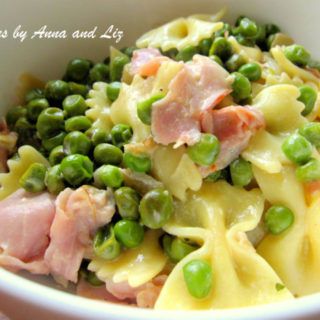 Pasta with Smoked Ham and Baby Peas by 2sistersrecipes.com