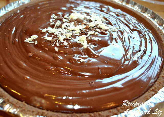 No Bake Dairy-Free Chocolate Cream Pie by 2sistersrecipes.com