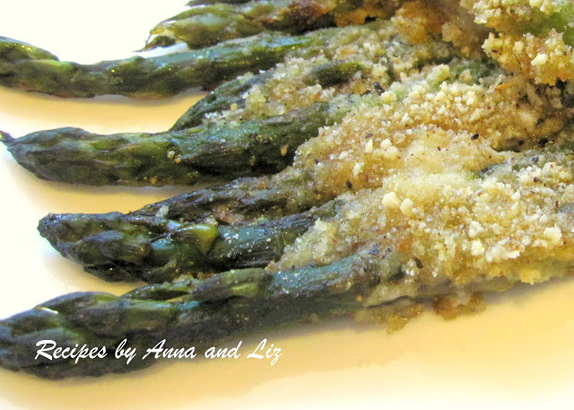 Mom's Roasted Low-Calorie Asparagus by 2sistersrecipes.com 