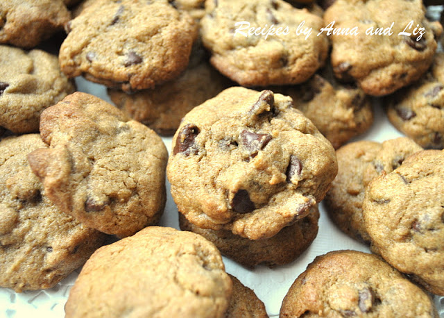 EASY Chewy Chocolate Chip Espresso Cookies by 2sistersrecipes.com