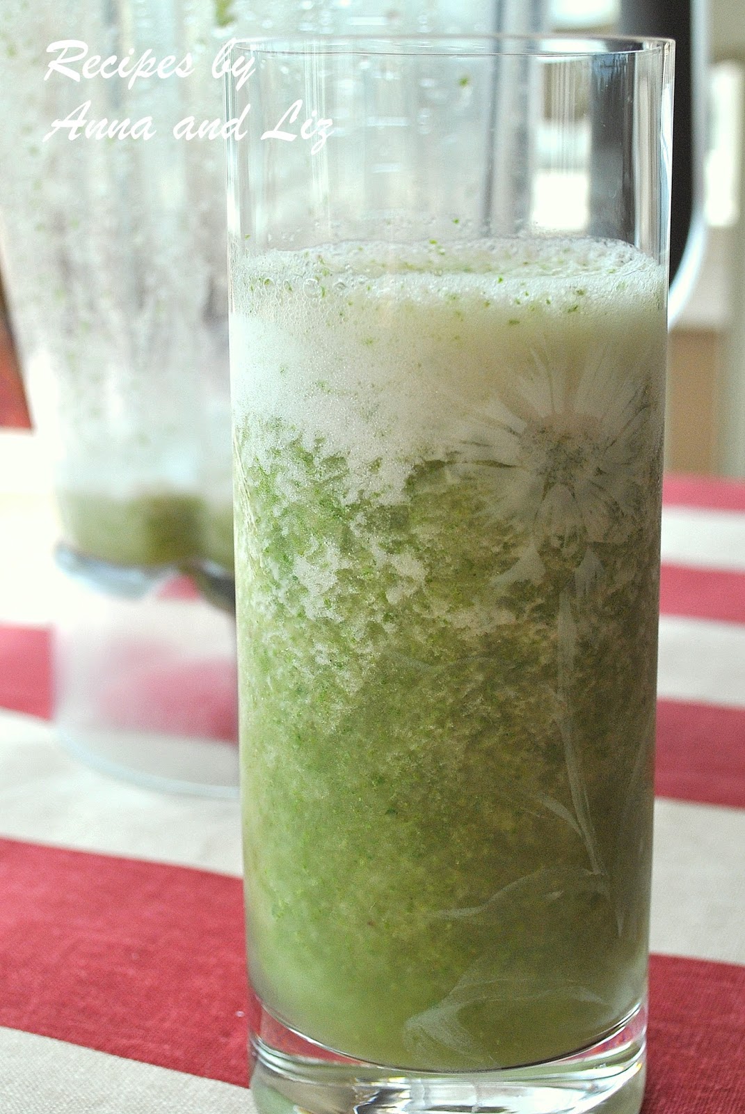 Kale Apple Banana Smoothie by