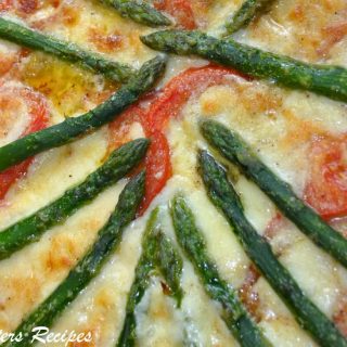 Fresh Asparagus, Tomato and Cheese Pizza