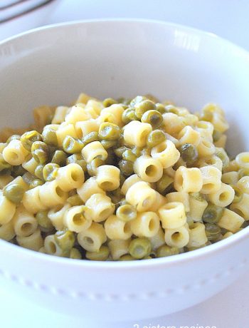 Pasta with Baby Peas by 2sistersrecipes.com