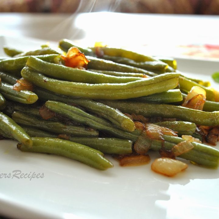 Sauteed Green Beans with Onions