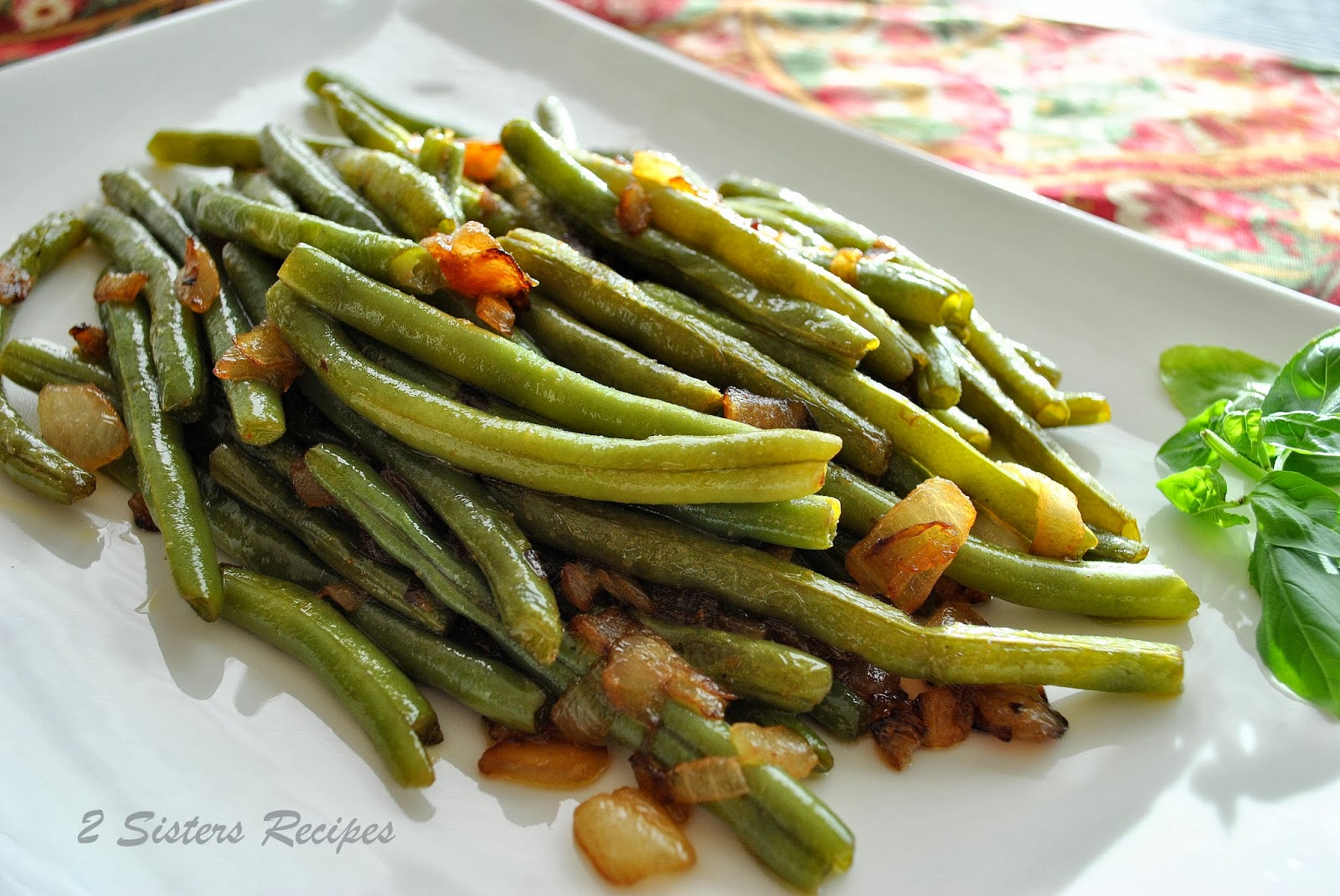 Sauteed Green Beans with Onions by 2sistersrecipes.com