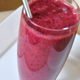 Jump-Start Detox Drink with Apple, Blueberry and Pomegranate