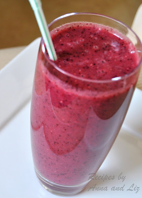 Jump-Start Detox Drink with Apple, Blueberry and Pomegranate