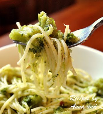 Pasta Cooked with Broccoli in 15 minutes! by 2sistersrecipes.com