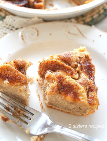 Cinnamon Apple Coffee Cake by 2sistersrecipes.com
