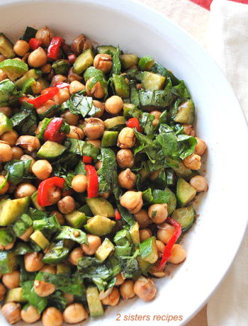 Platter with a mixture of vegetables and chickpeas by 2sistersrecipes.com