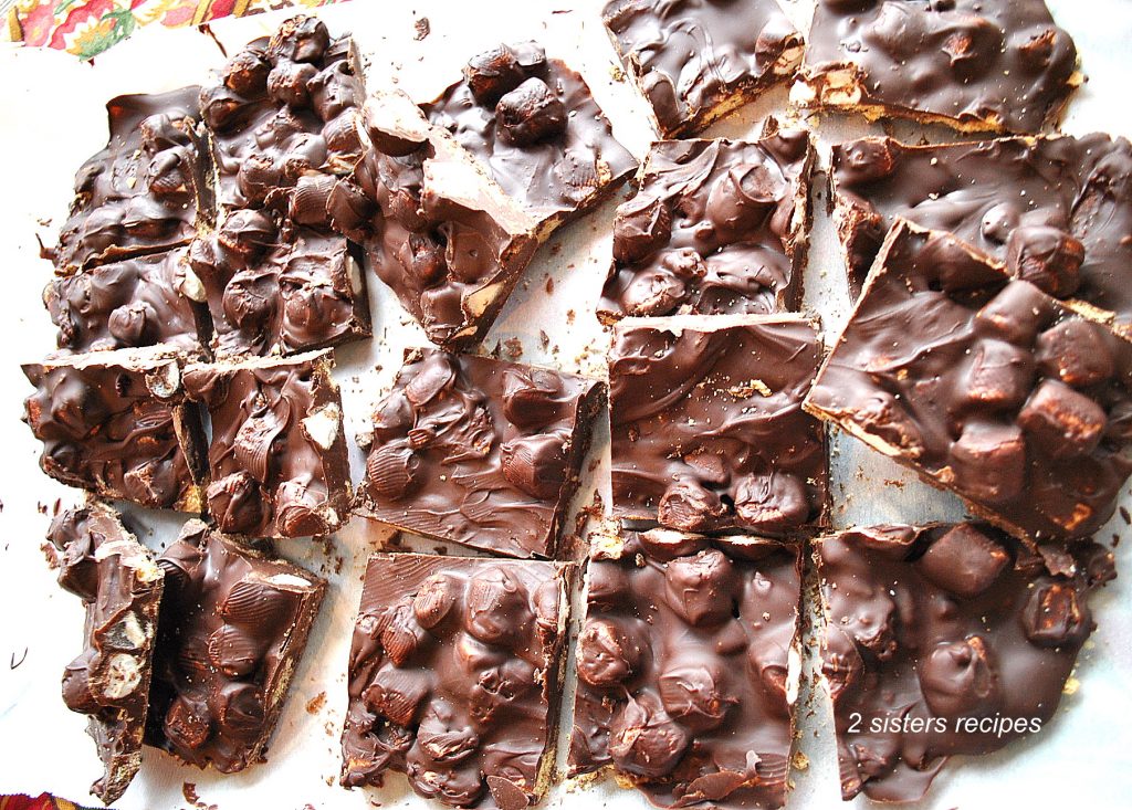 S'mores Dark Chocolate Bark by 2sistersrecipes.com 