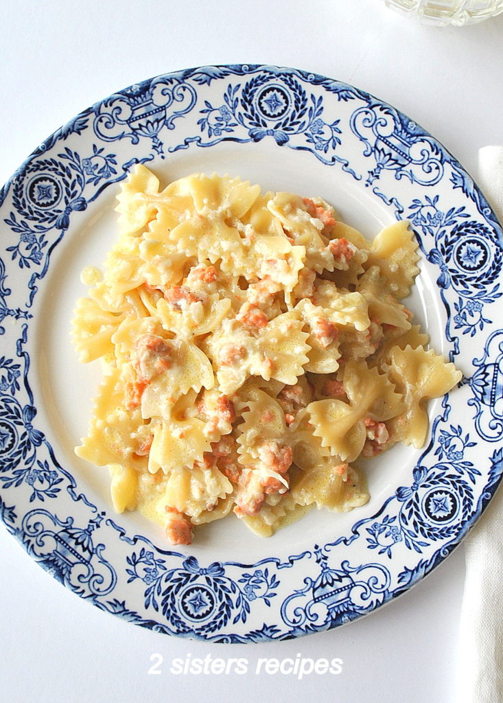 Pasta with Smoked Salmon in Creamy Sauce by 2sistersrecipes.com 