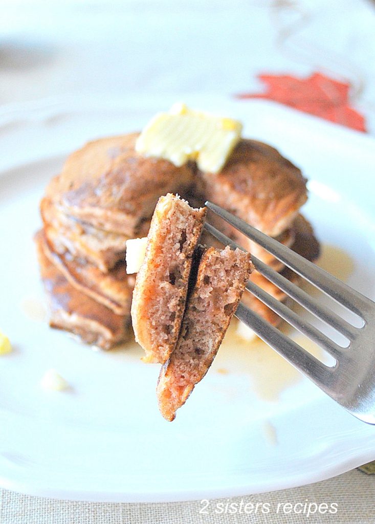 Apple Cinnamon Pancakes by 2sistersrecipes.com 