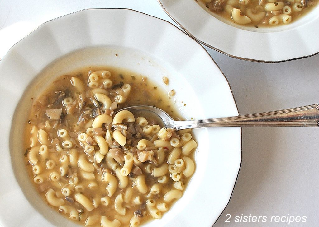 Fast & Easy Mushroom Soup by 2sistersrecipes.com 