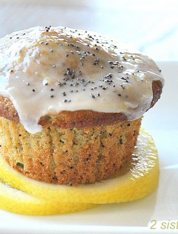 Lemon Zucchini Poppy Seed Muffins by 2sistersrecipes.com