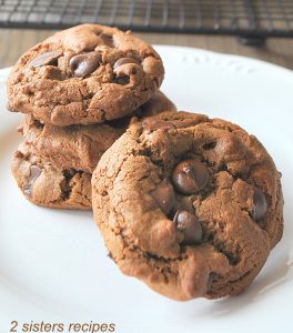 Chewy Dark Chocolate Chocolate Chip Cookies