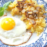 Easy Hash Browns Breakfast by 2sistersrecipes.com