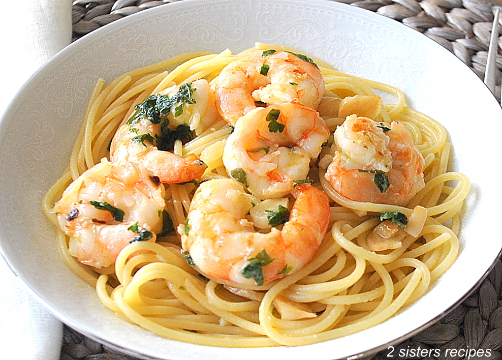 Spaghetti with Garlic and Olive Oil Sauce by 2sistersrecipes.com