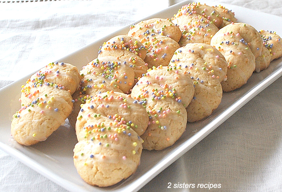 A platter filled with "S" cookies.