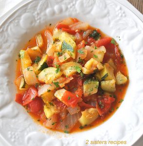 Fast & Easy Zucchini Tomato Soup