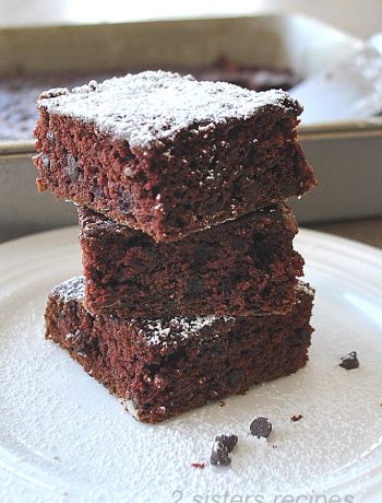 Best Chocolate Zucchini Brownies by 2sistersrecipes.com