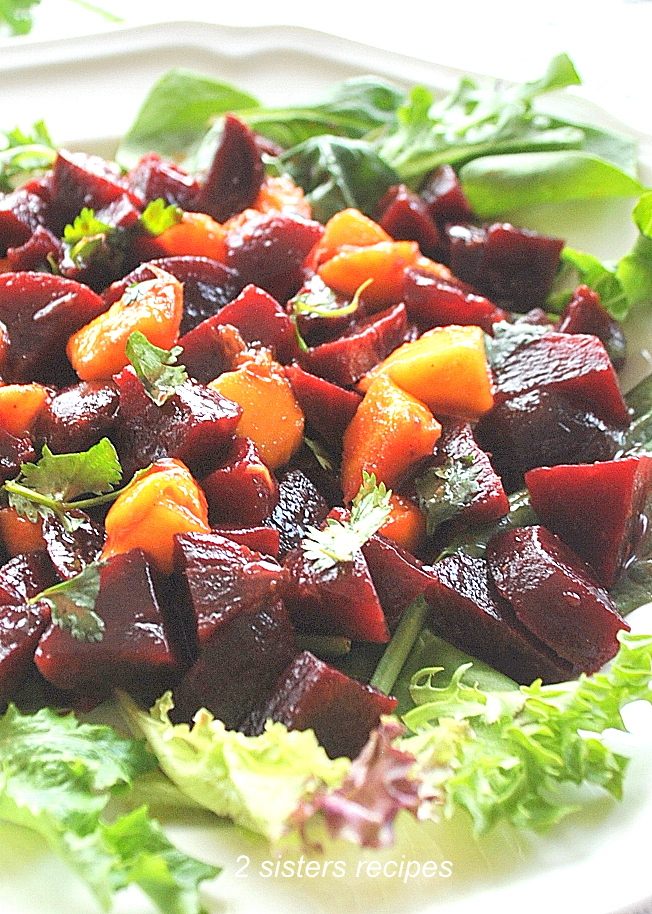 a close up of the salad. by 2sistersrecipes.com