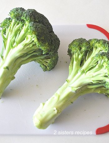 How To Clean Broccoli Properly. by 2sistersercipes.com