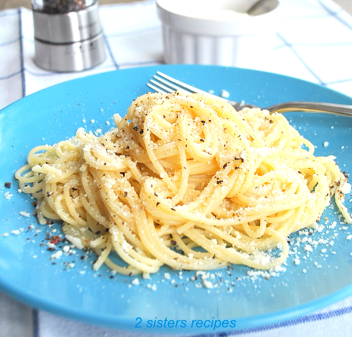 Cacio e Pepe Recipe by 2sistersrecipes.com