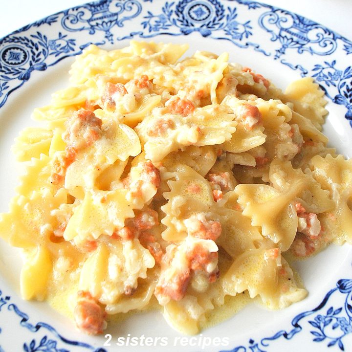 Pasta with Smoked Salmon with Creamy Sauce by 2sistersrecipes.com