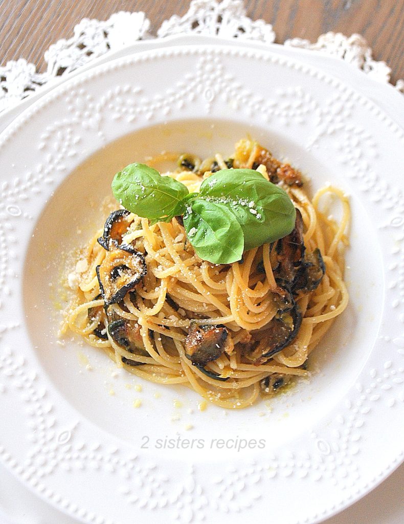 Spaghetti with Zucchini (alla Nerano) by 2sistersrecipes.com